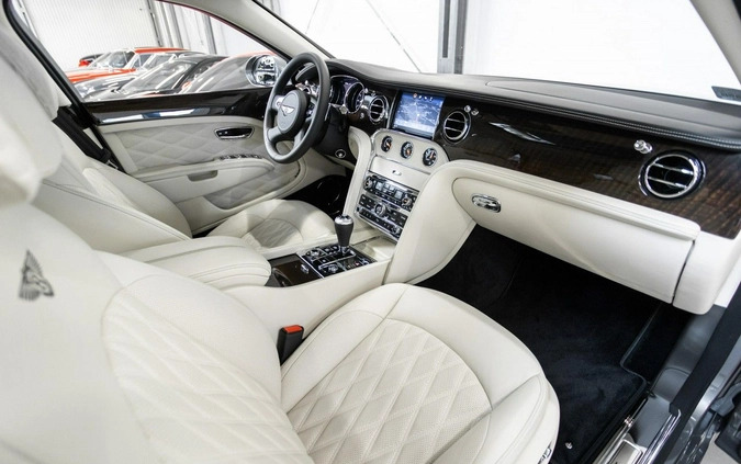 Bentley Mulsanne cena 1750000 przebieg: 470, rok produkcji 2020 z Jedlicze małe 781